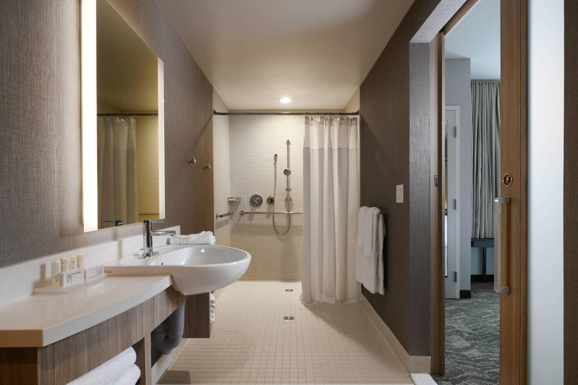 Springhill Suites Dallas Dfw Airport South/Centreport Fort Worth Dış mekan fotoğraf