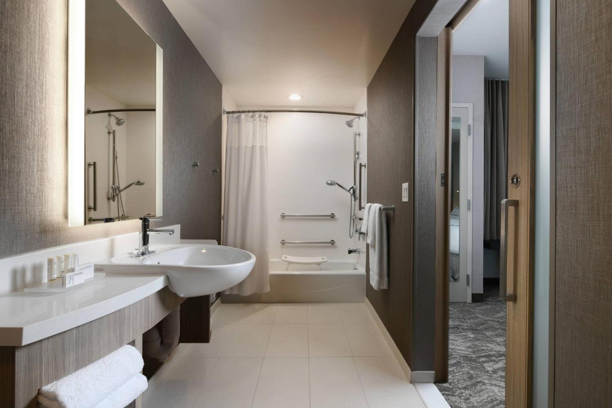 Springhill Suites Dallas Dfw Airport South/Centreport Fort Worth Dış mekan fotoğraf